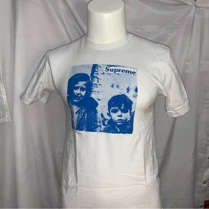 👋🏾SOLD👋🏾SUPREME x HypeBeast SIZE M limited edition GRAPHIC TEE c.2015